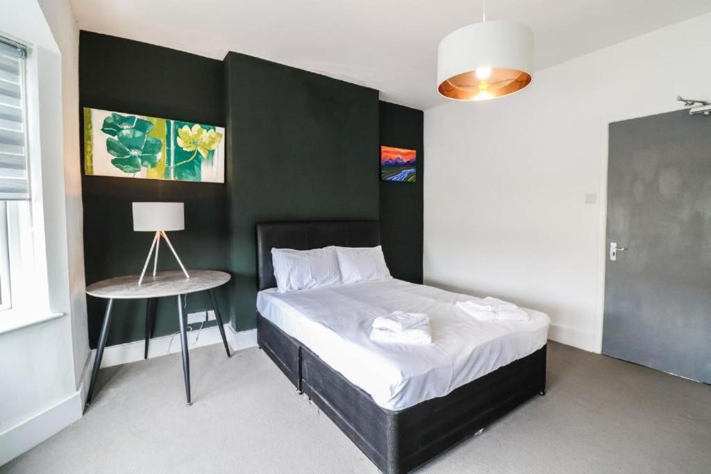Bed and Breakfast Urban Oasis Лондон Экстерьер фото